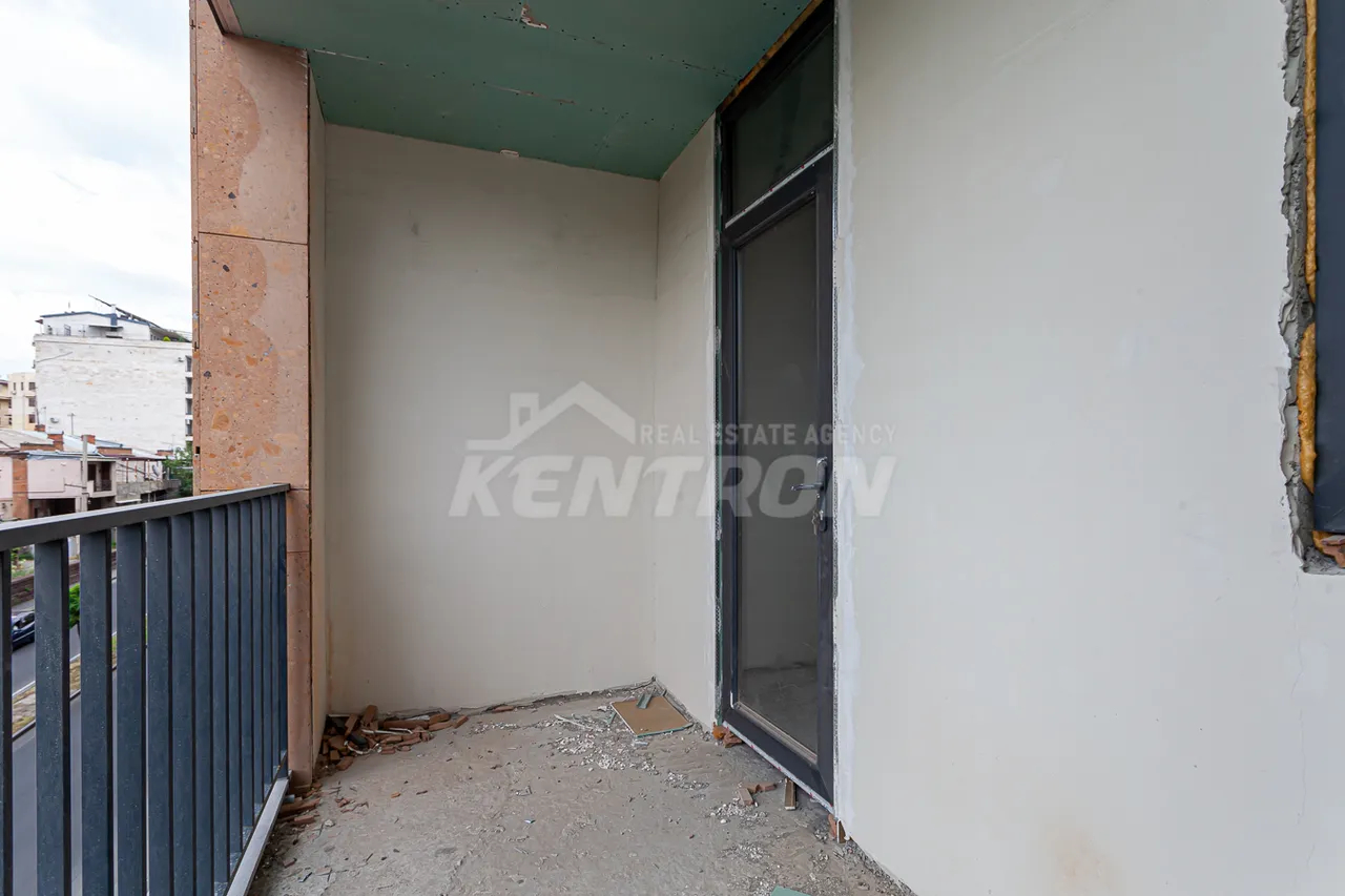 3 bedroom apartment for sale Antarayin St, Center Yerevan, 157908