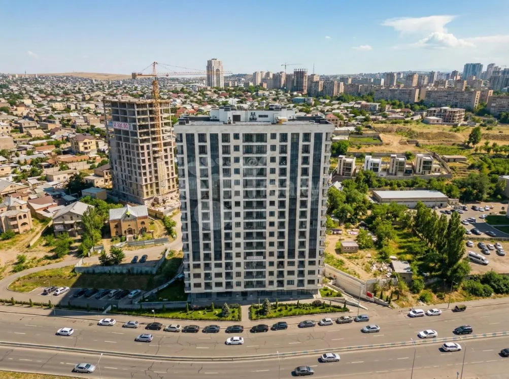 3 bedroom apartment for sale خیابان میکویان, داوتاشِن ایروان, 159195