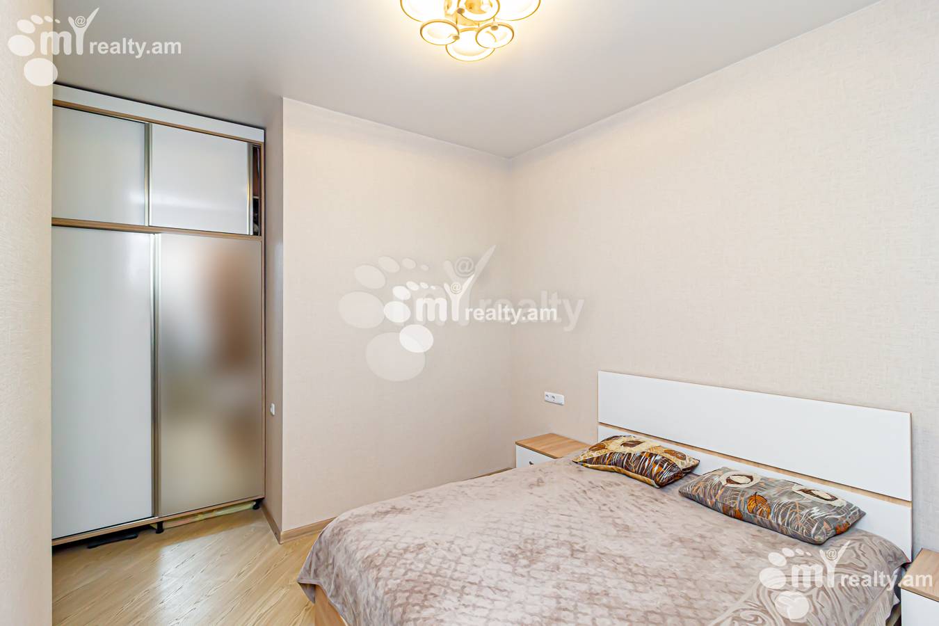 2 սենյականոց բնակարան  Կ. Ուլնեցու փող., Քանաքեռ-Զեյթուն Երևան, 152771