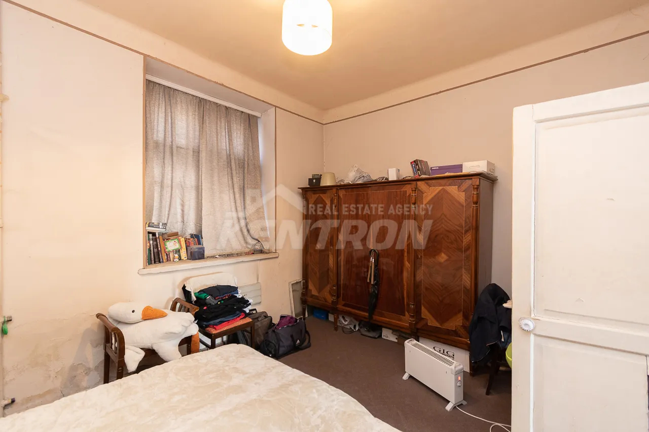 3 bedroom apartment for sale (خیابان باقرامیان (کِنترون, مرکز شهر ایروان, 158942