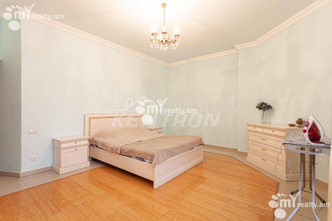 3 bedroom apartment for rent Baghramyan Ave (Kentron), Center Yerevan, 120314