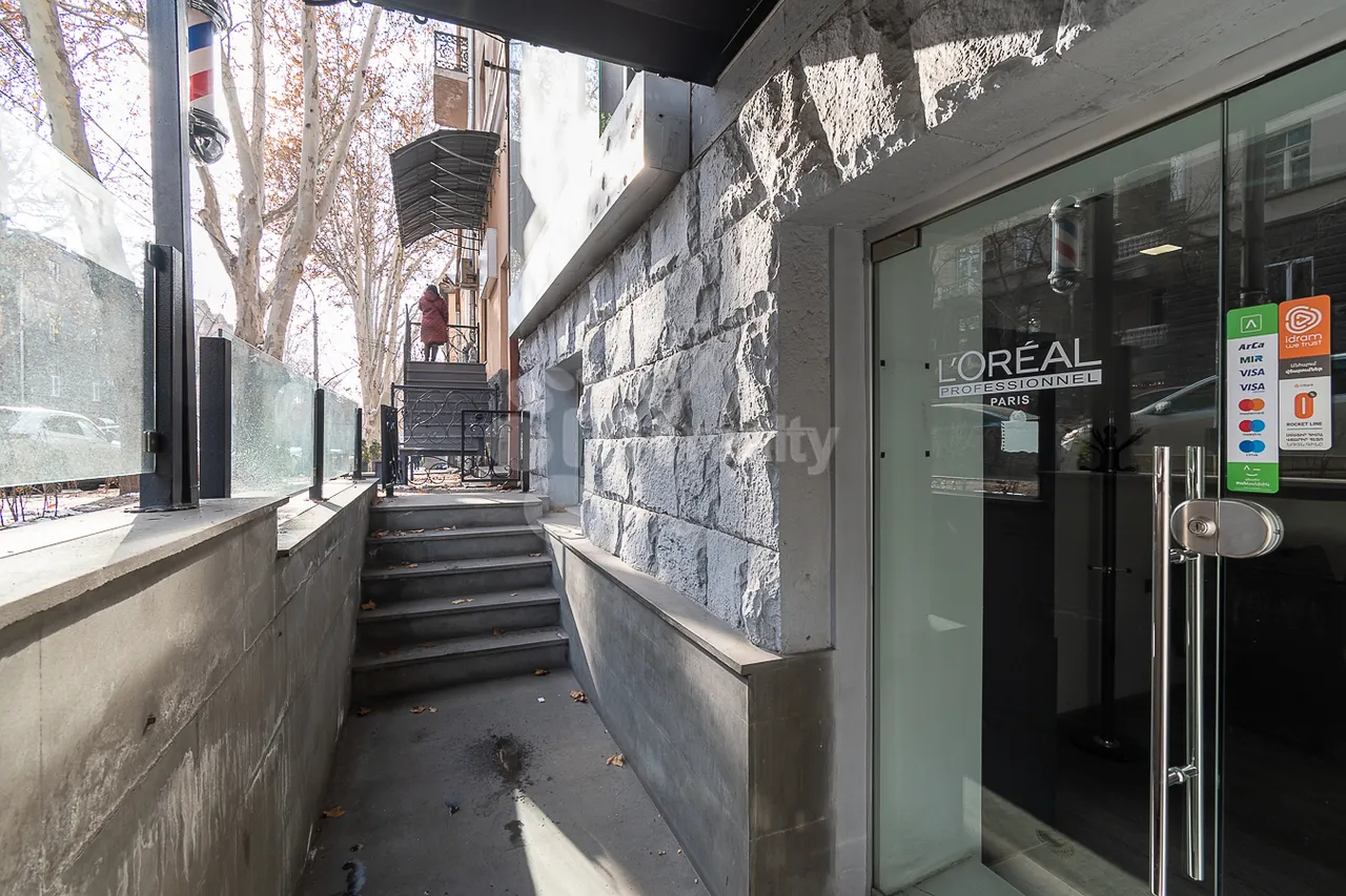 Снять коммерческoе помещение Терян ул, Центр Ереван, 158208