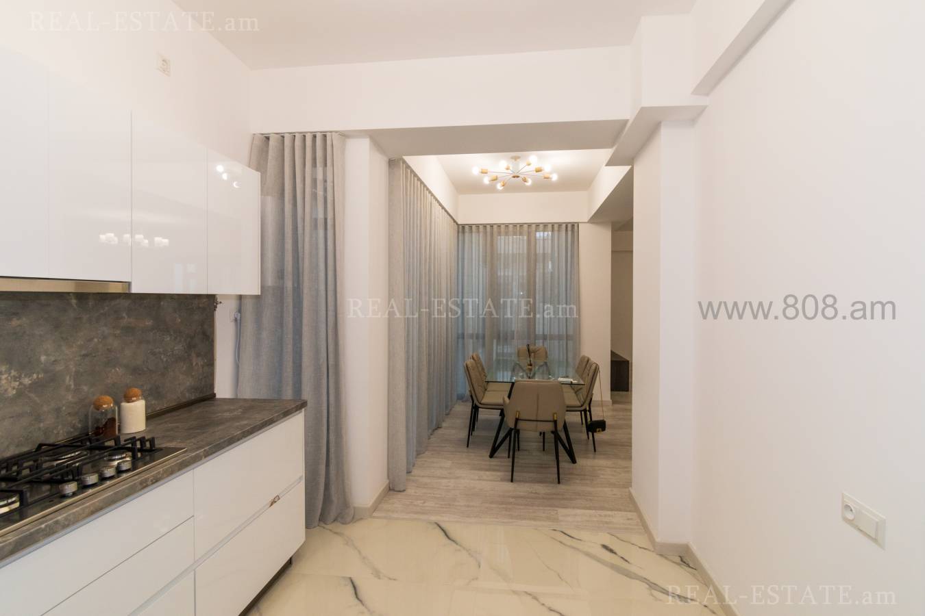 4 սենյականոց բնակարան  Անտառային փող, Կենտրոն Երևան, 125973