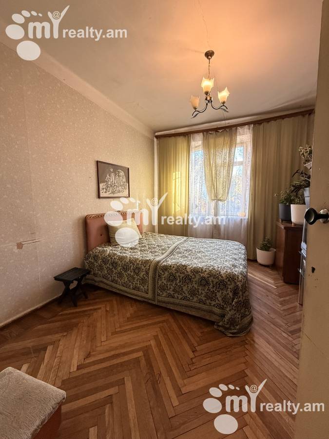 3 սենյականոց բնակարան  Ա. Խաչատրյան փող, Արաբկիր Երևան, 161214