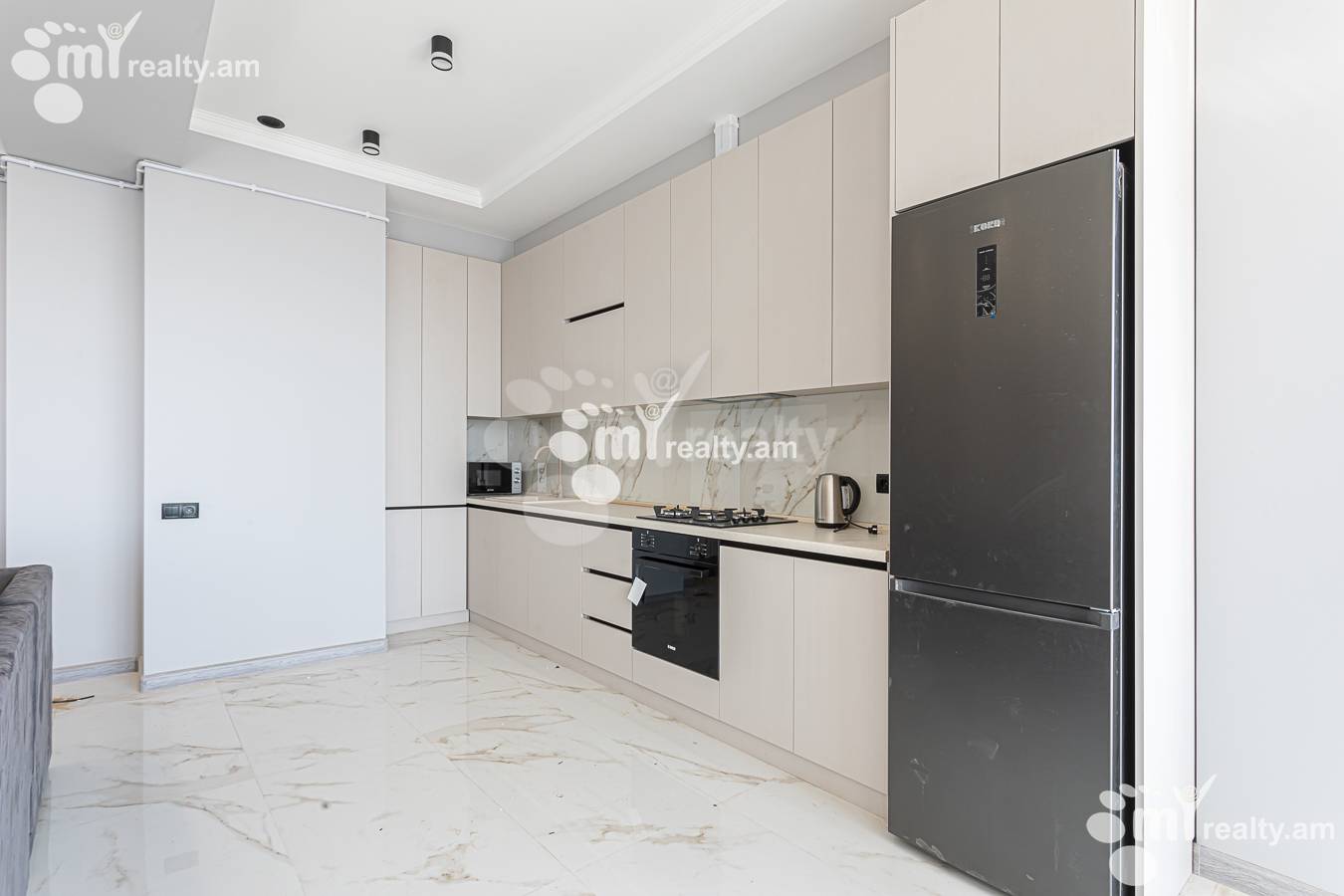 3 bedroom apartment for rent K. Ulnetsi St, Quanaquère-Zeytoun Yerevan, 156638