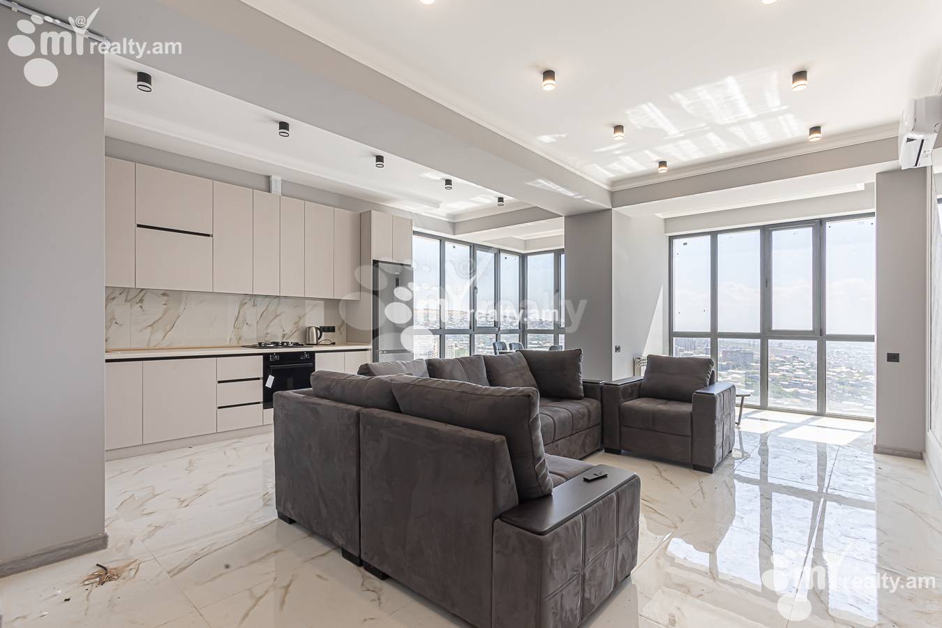 3 bedroom apartment for rent K. Ulnetsi St, Quanaquère-Zeytoun Yerevan, 156638