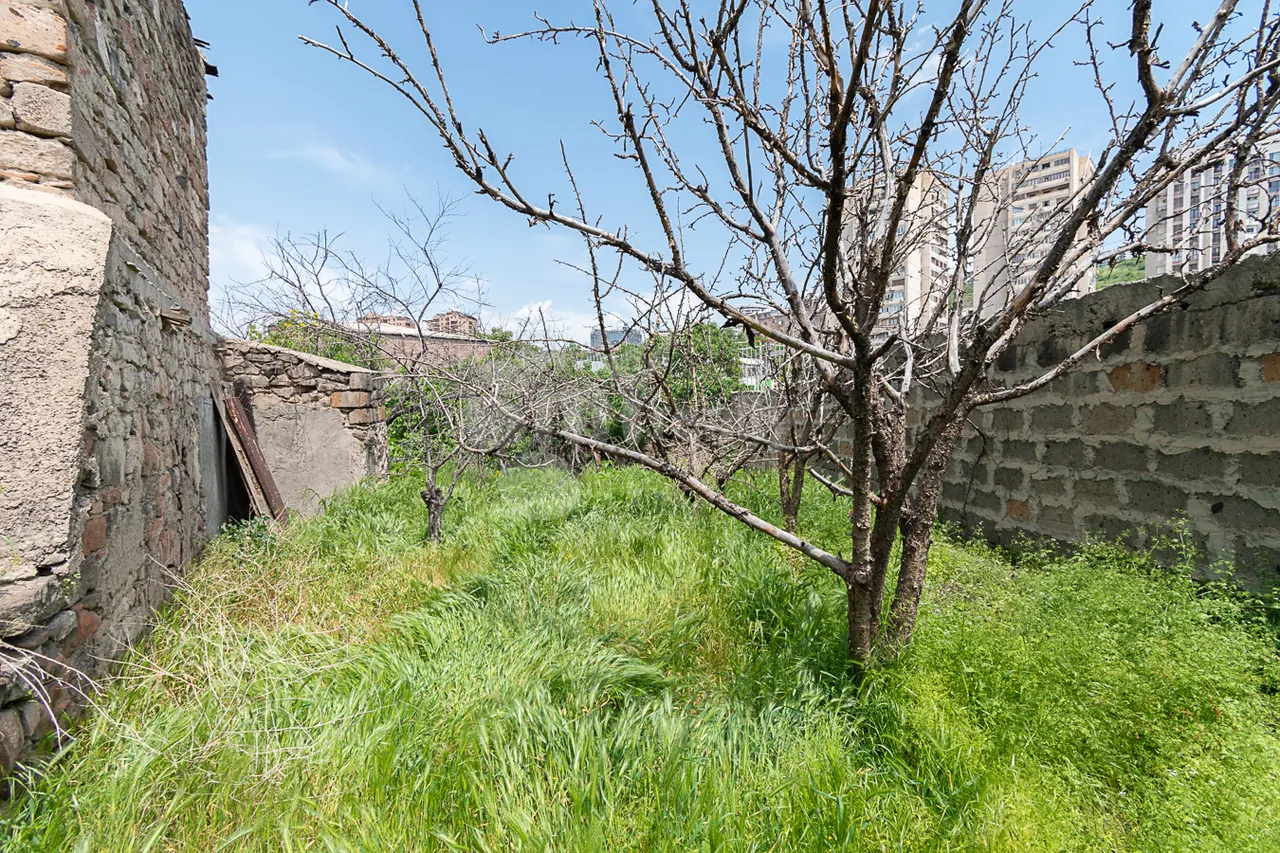 Land for sale Hrant Shahinyan street, Center Yerevan, 160445