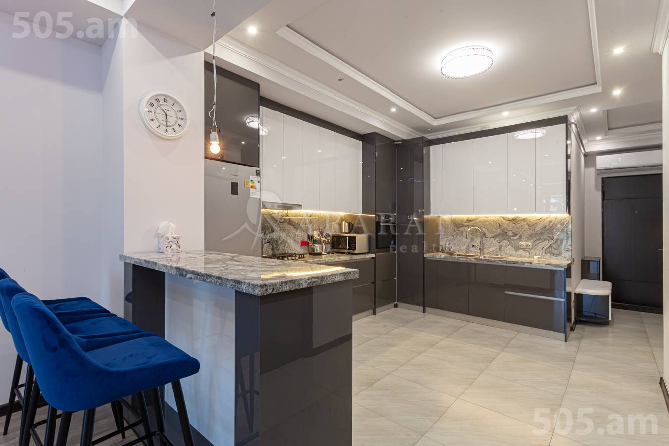 3 bedroom apartment for sale Nalbandyan St, Center Yerevan, 150864