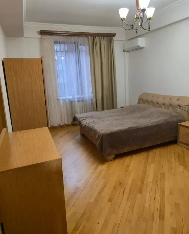 3 bedroom apartment for sale Deghatan St, Center Yerevan, 161502