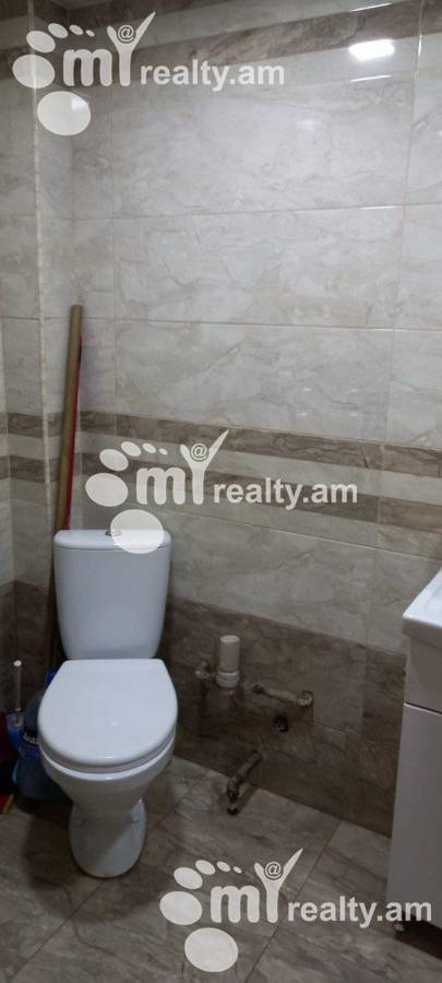 3 bedroom apartment for sale Azatutyan avenue, Kanaqer-Zeytun Yerevan, 153517