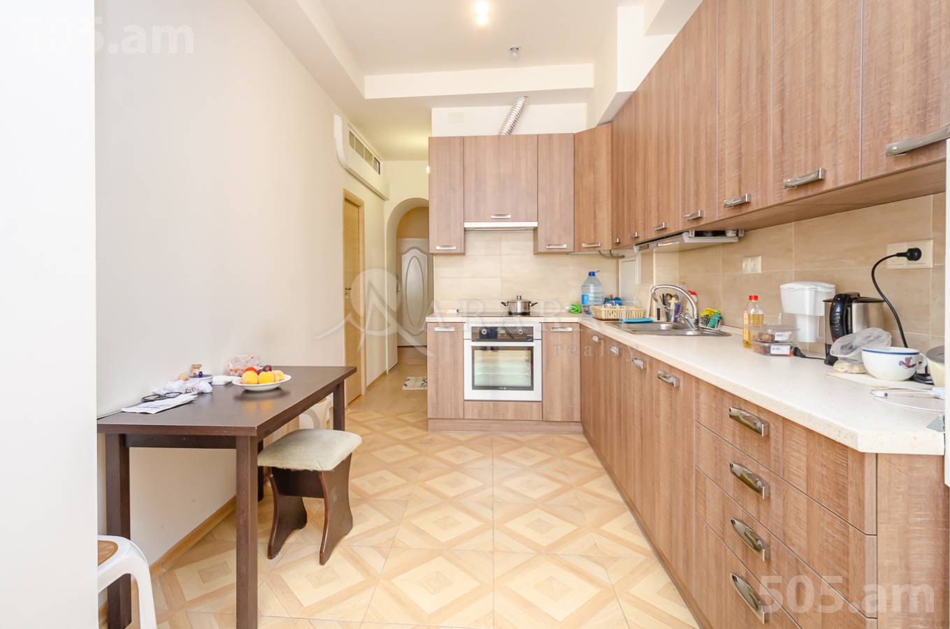 3 bedroom apartment for sale خیابان ماشتوتس, مرکز شهر ایروان, 152175