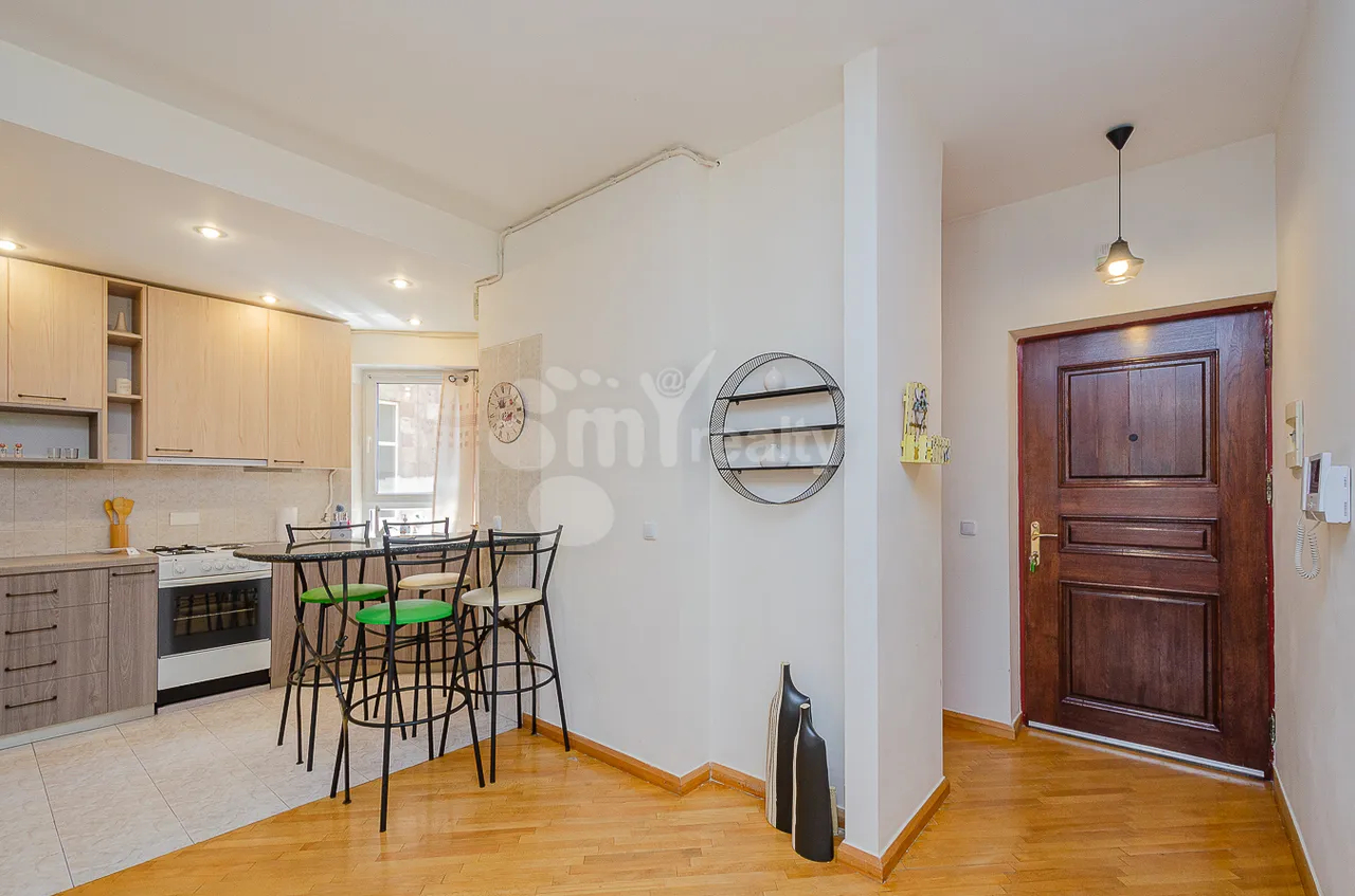 2 bedroom apartment for sale Amiryan St, Center Yerevan, 160857