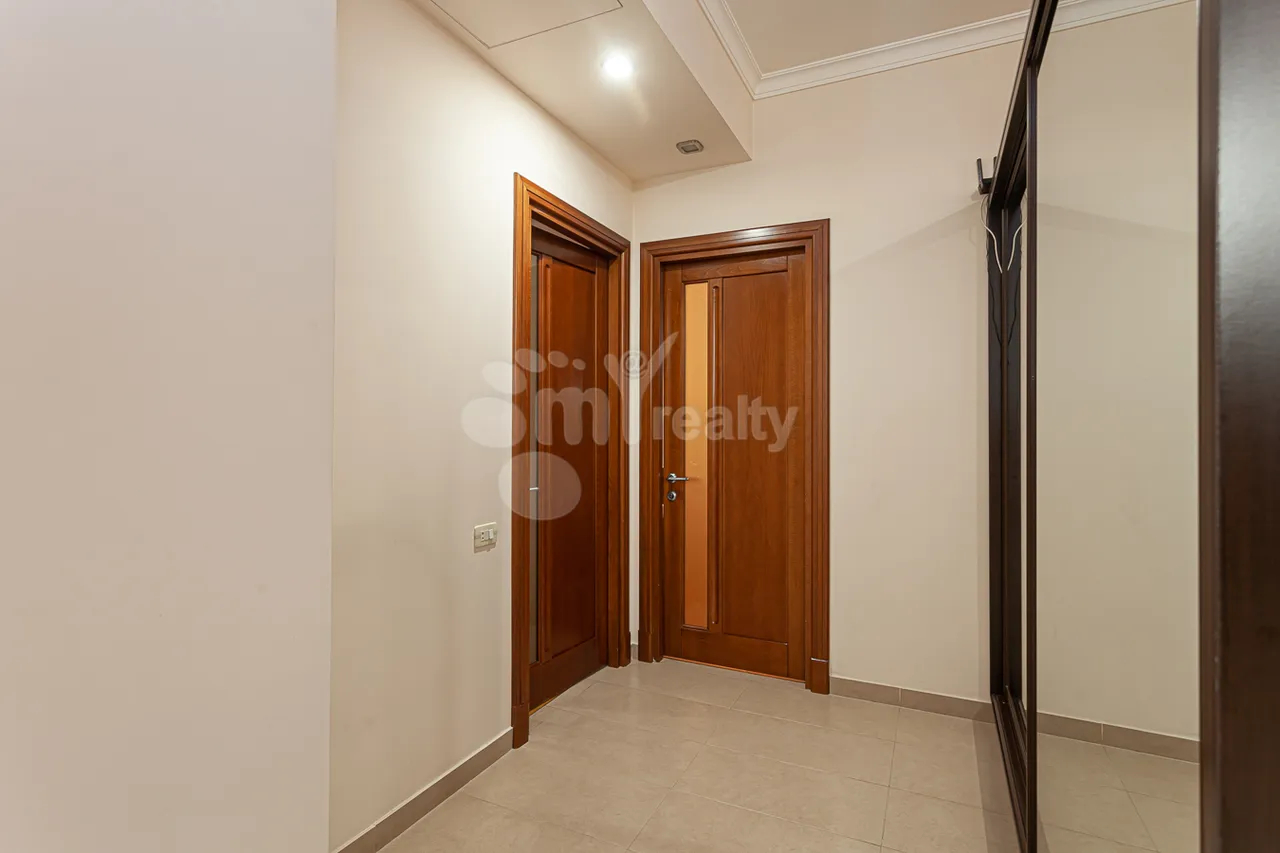 3 bedroom apartment for rent Northern (Hyusisayin)  Ave, Center Yerevan, 161919