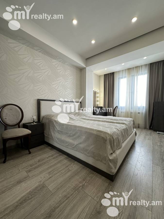 4 bedroom apartment for sale Arghutyan St, Arabkir Yerevan, 156745