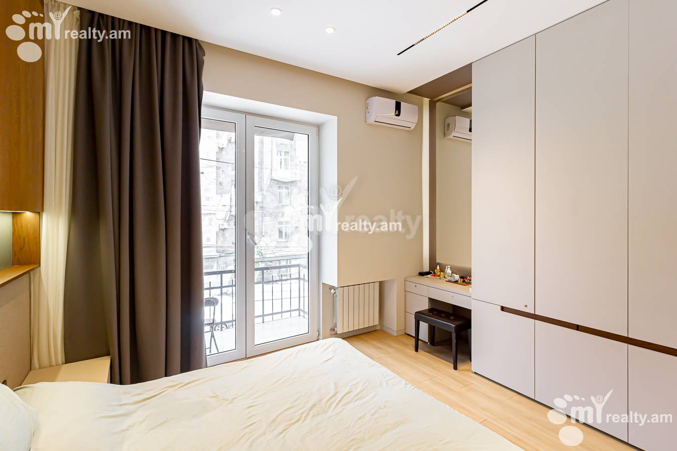 3 bedroom apartment for sale خیابان تومانیان, مرکز شهر ایروان, 152195