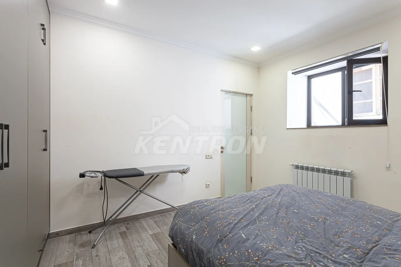 House for sale Fizkulturnikner St, Center Yerevan, 157324