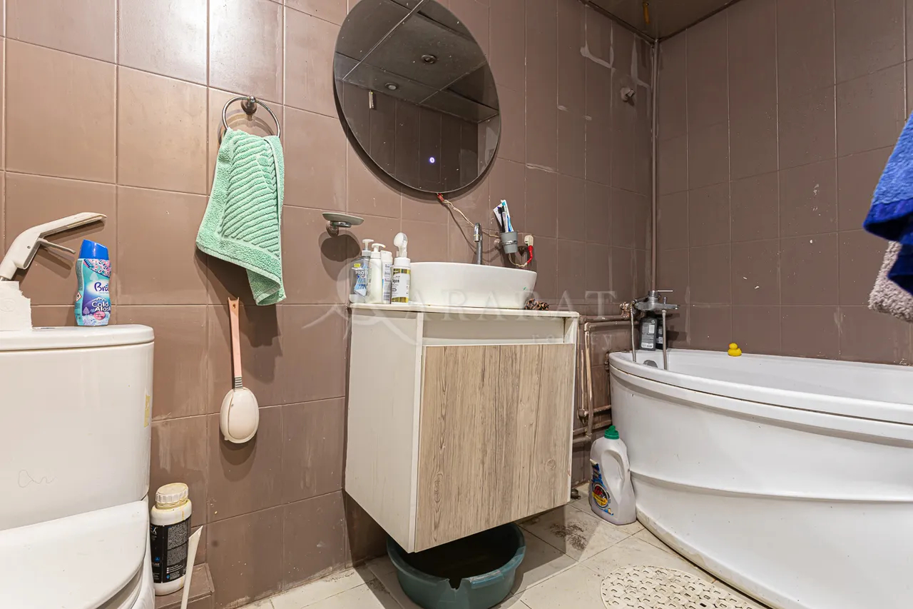 3 bedroom apartment for sale خیابان ایسرائیلیان, مرکز شهر ایروان, 157985