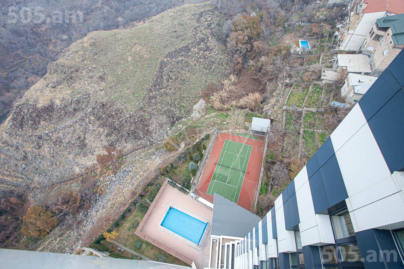 4 սենյականոց բնակարան  Քեռու փող, Արաբկիր Երևան, 154016