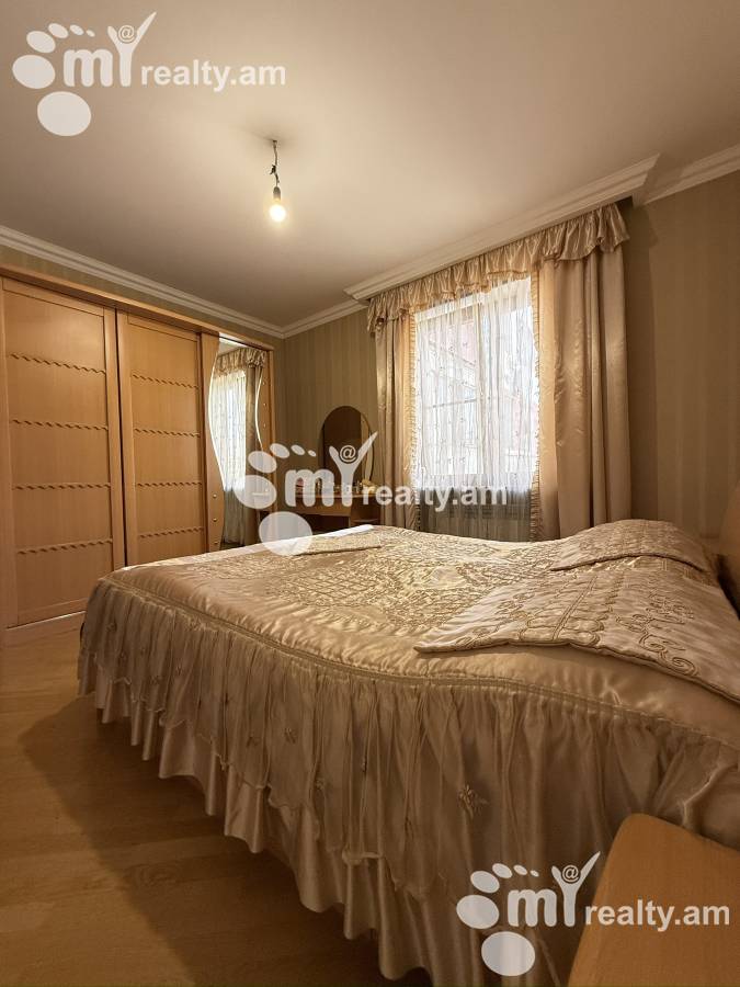 4 bedroom apartment for sale Vratsakan St, Arabkir Yerevan, 158684