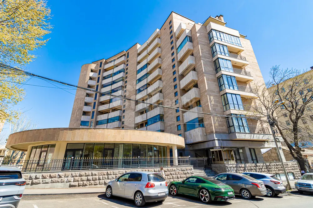 norakaruyc-bnakaran/4-senyakanoc/D.+Demirchyan+St/Center/Yerevan