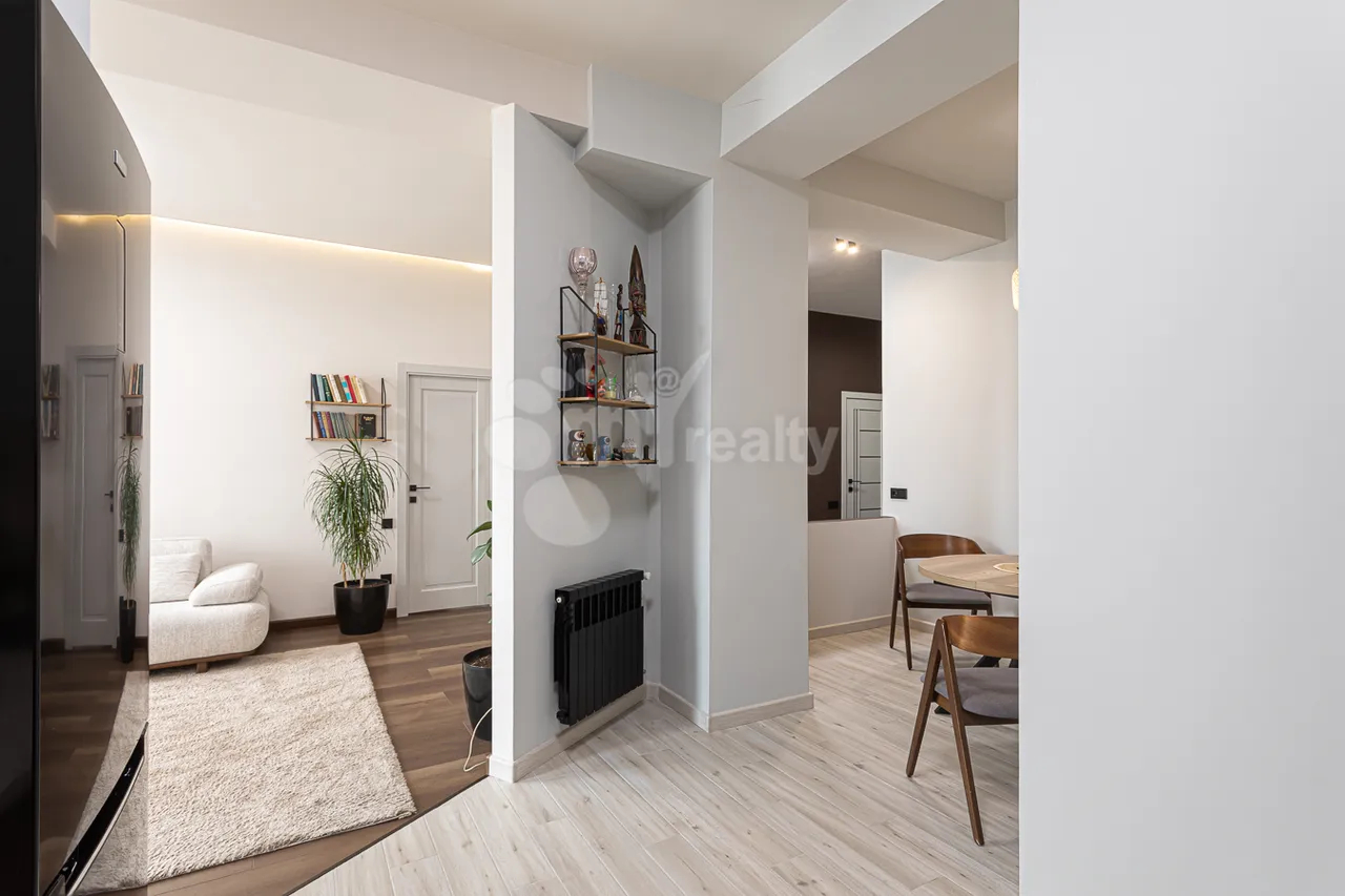 3 bedroom apartment for sale خیابان آدونس, عربگیر ایروان, 159950