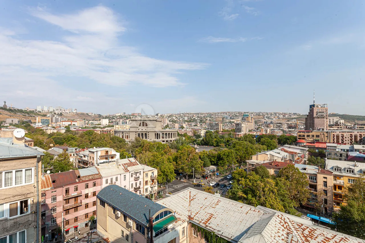 3 սենյականոց բնակարան վարձով Մաշտոցի պող, Կենտրոն Երևան, 158797