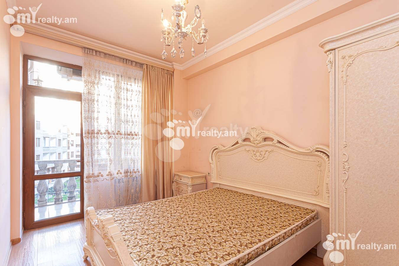 4 bedroom apartment for sale Adonts St, Arabkir Yerevan, 156853