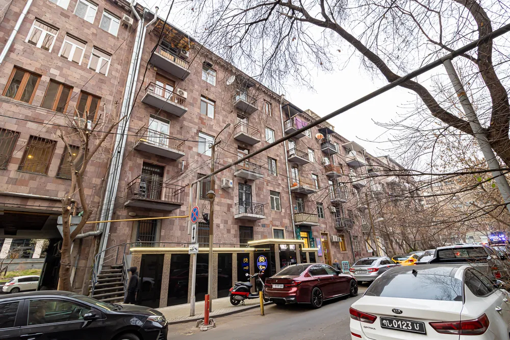 komercion-taracq/Tumanyan+St/Center/Yerevan