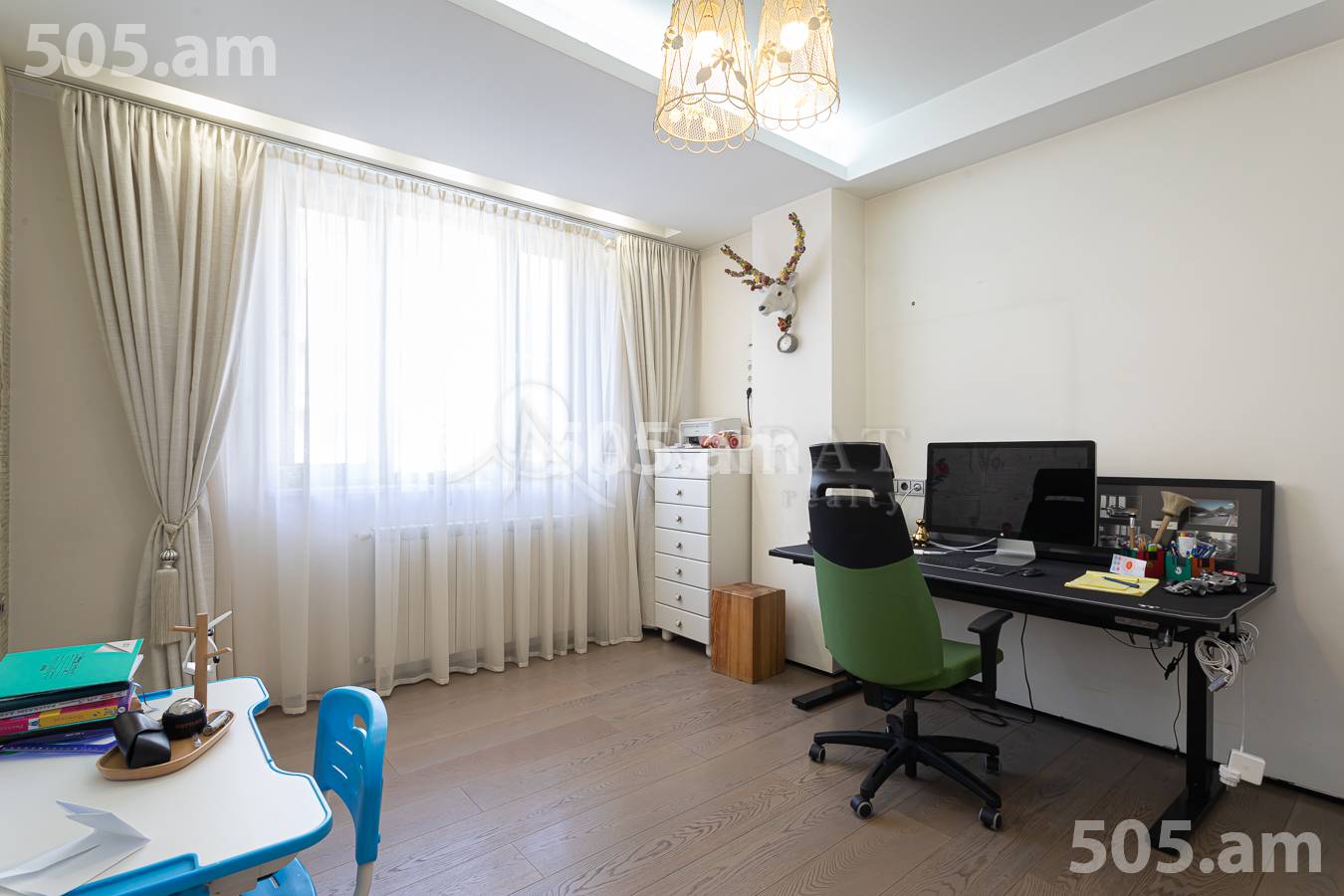 5 bedroom apartment for sale خیابان آنتارایین, مرکز شهر ایروان, 156281