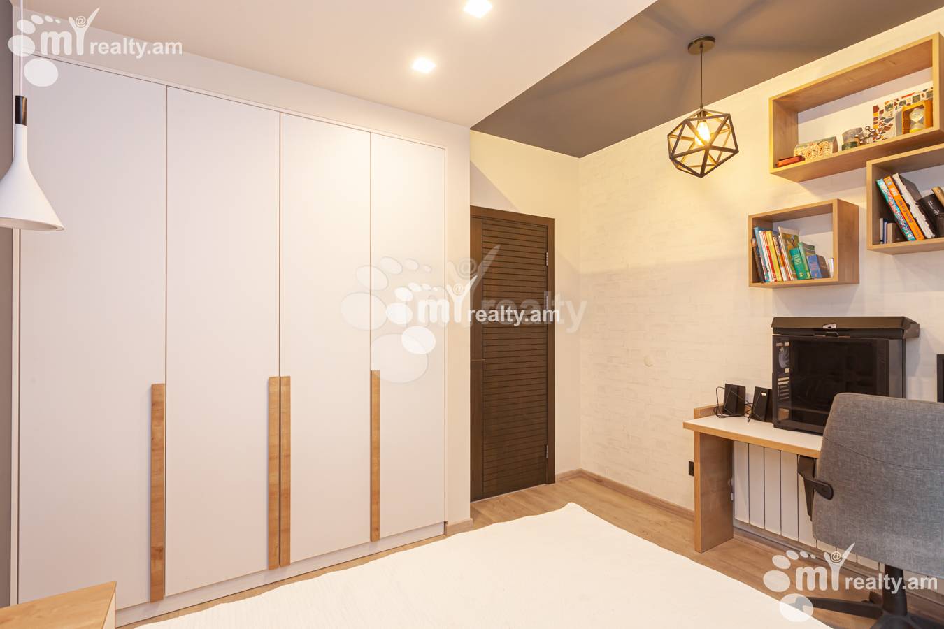 Առանձնատուն  Միկոյան փող, Դավթաշեն Երևան, 151611