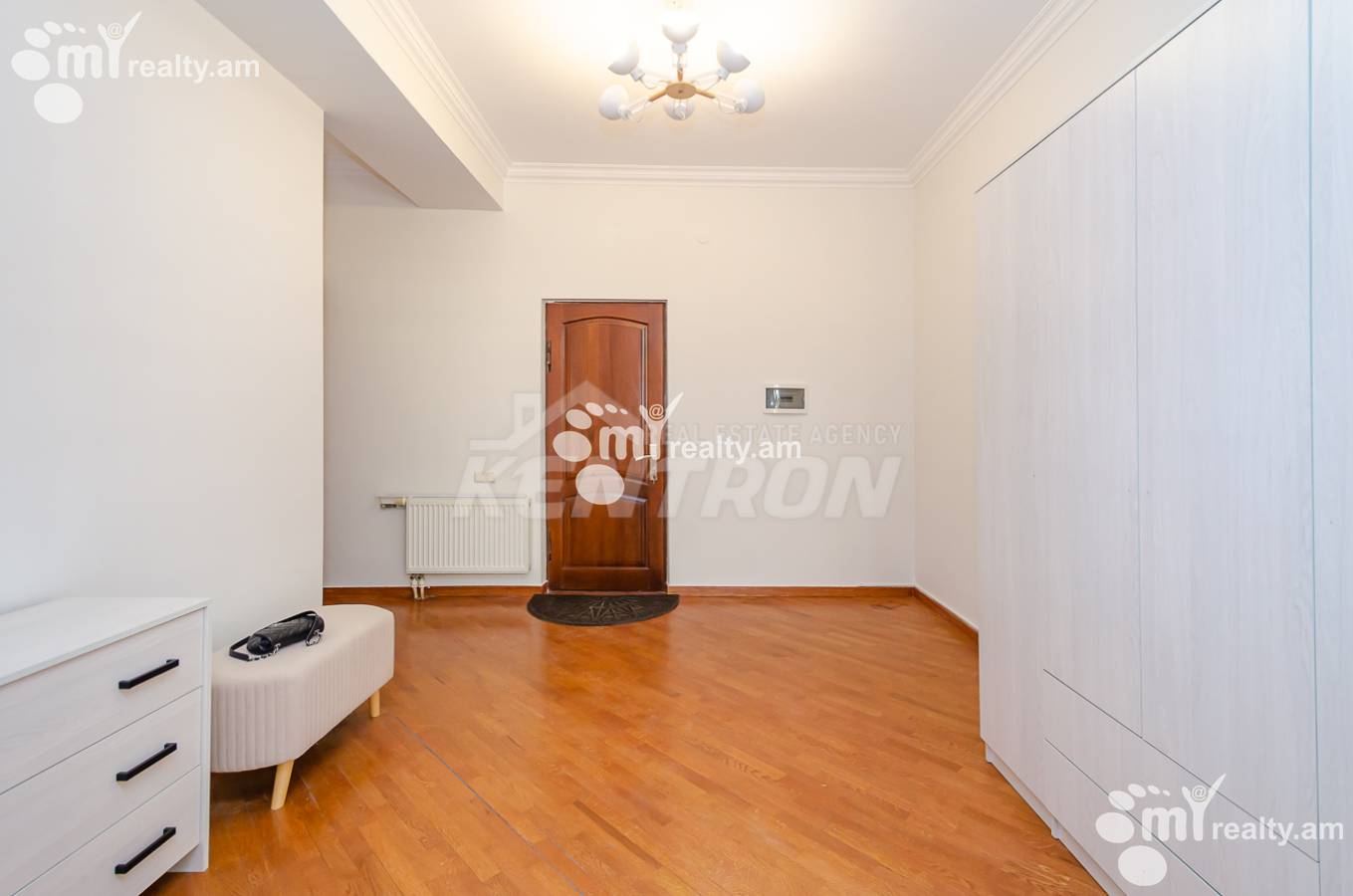 4 bedroom apartment for rent Yekmalyan St, Center Yerevan, 153463