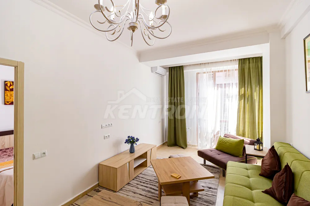 varcov-bnakaran-norakaruycum/2-senyakanoc/Adonts+St/Arabkir/Yerevan