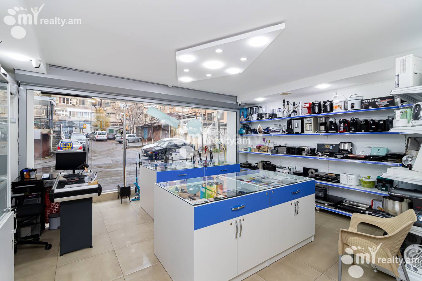 Commercial for sale خیابان هامباردزومیان, عربگیر ایروان, 155322