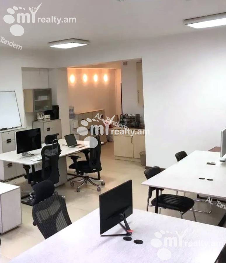 Commercial property for rent Mashtots Ave, Center Yerevan, 142025