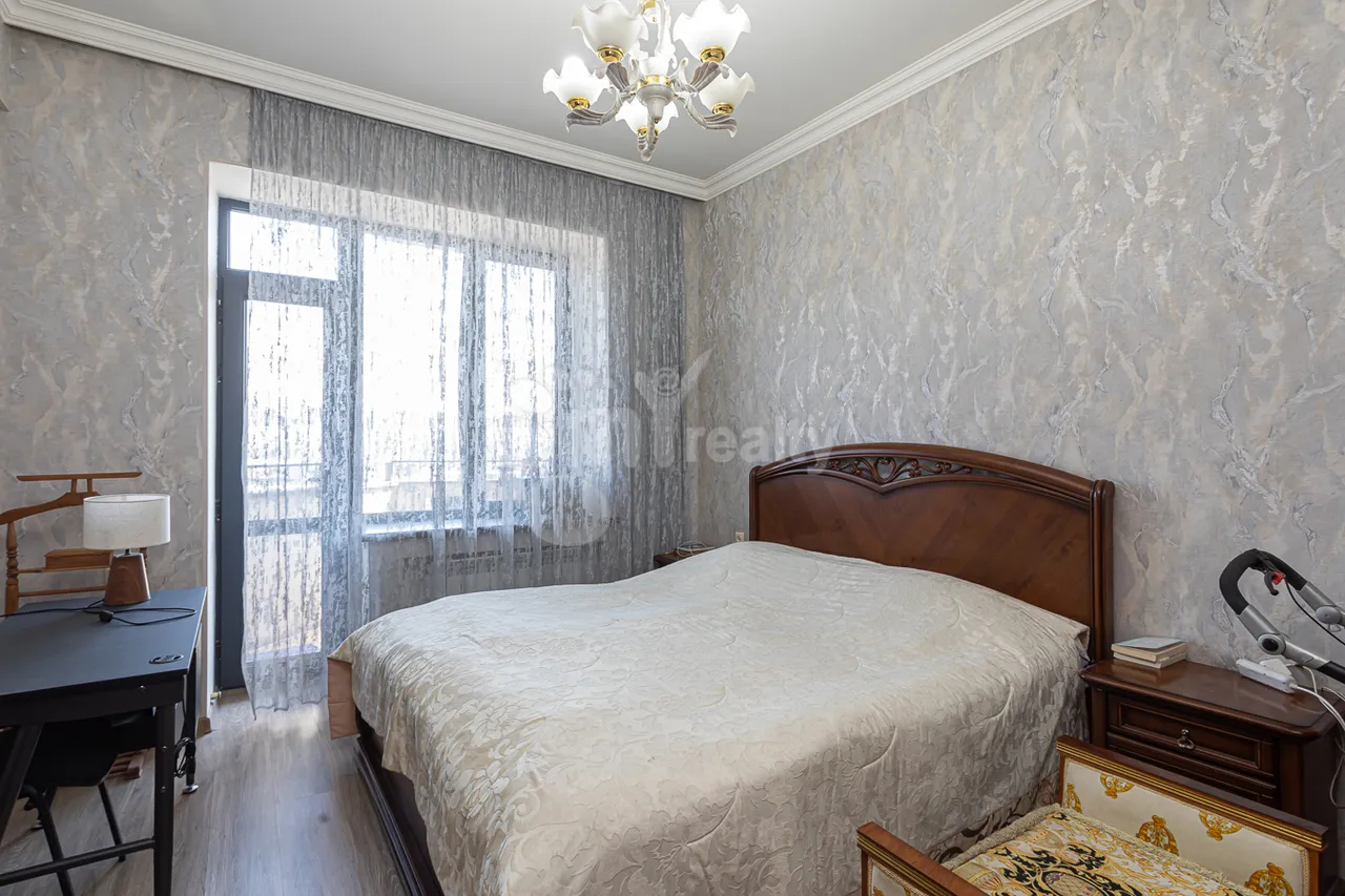 3 սենյականոց բնակարան վարձով Արգիշտի փող, Կենտրոն Երևան, 159547