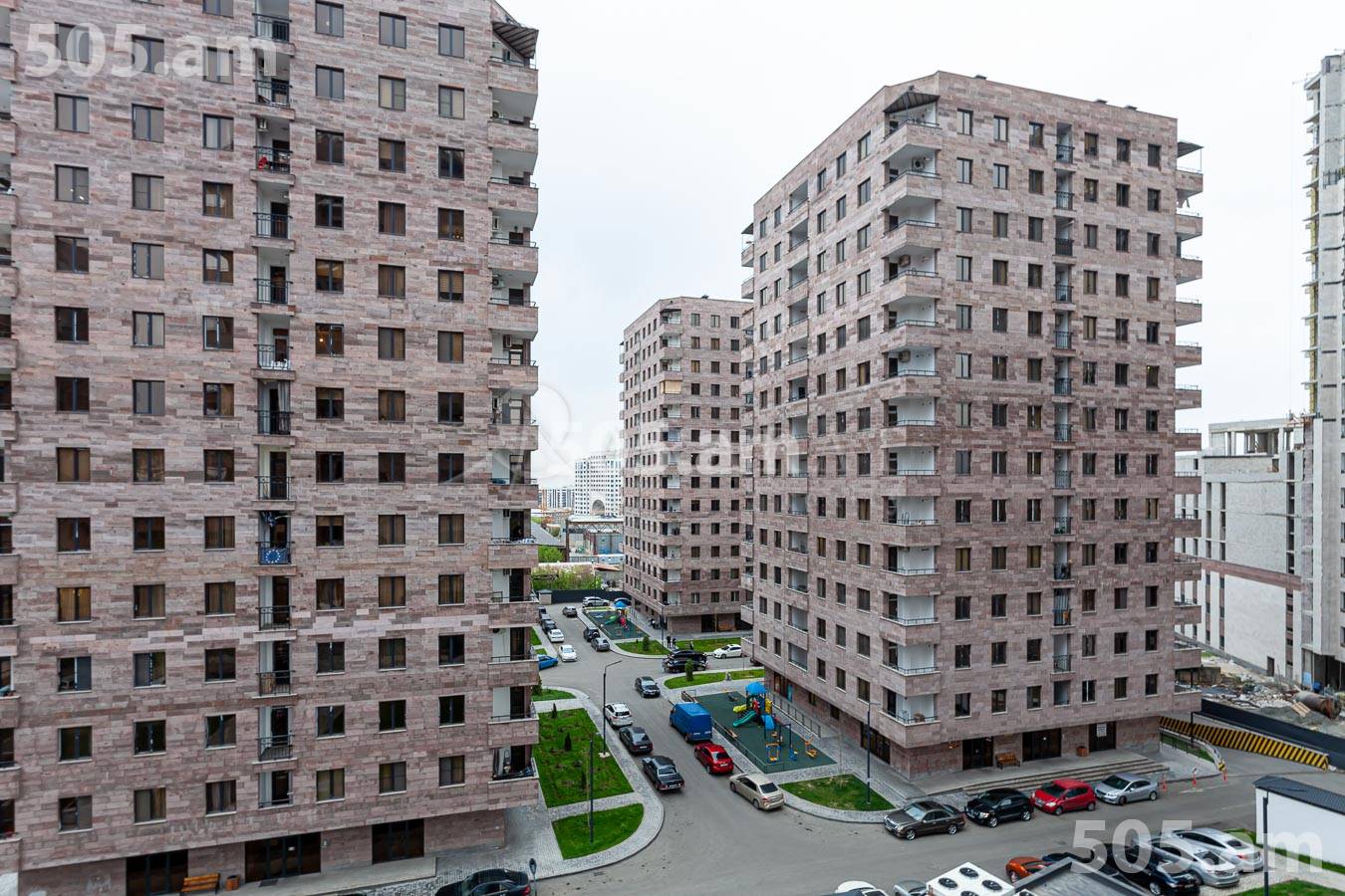 5 սենյականոց բնակարան  Ադոնց փող, Արաբկիր Երևան, 155254