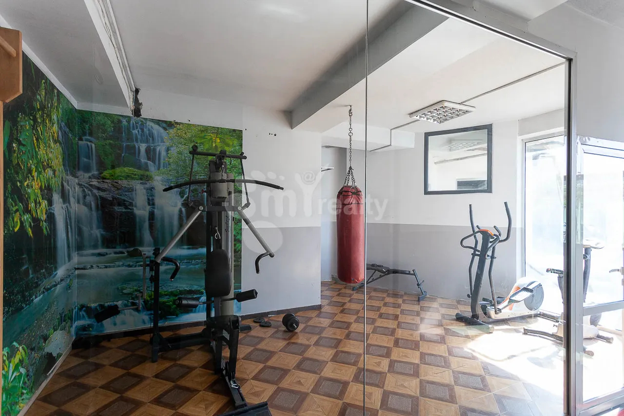 3 bedroom apartment for rent خیابان کِری, عربگیر ایروان, 159019