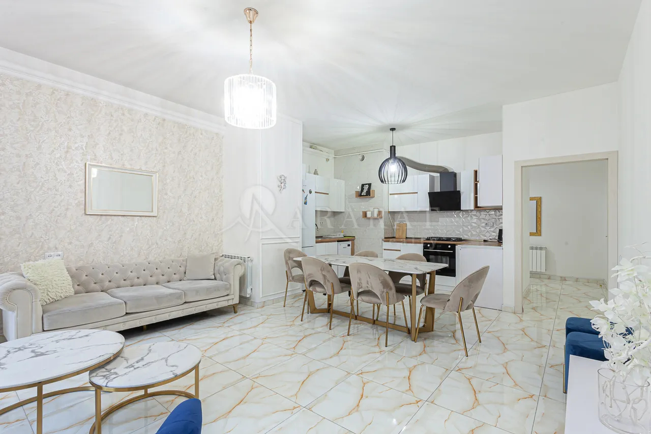 3 bedroom apartment for sale Argishti St, Center Yerevan, 157268