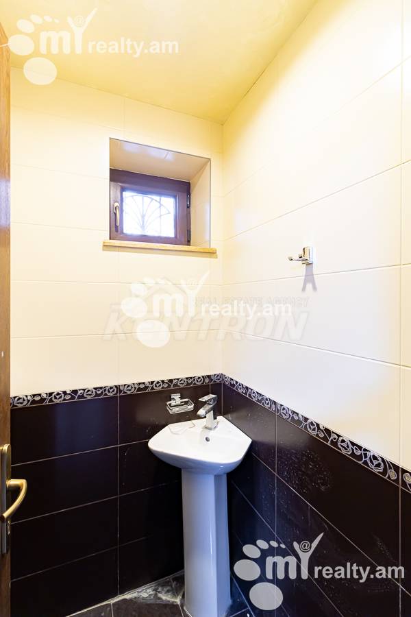 House for sale G 1 dis., آچاپنیاک ایروان, 154561