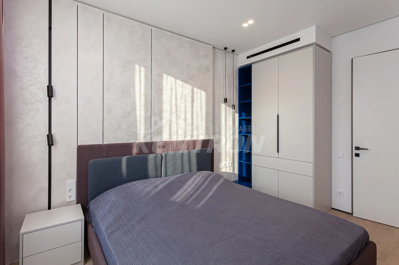 4 bedroom apartment for sale Aram St, Center Yerevan, 158706