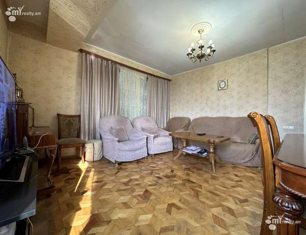 bnakaran/3-senyakanoc/Narekatsi+district/Avan/Yerevan