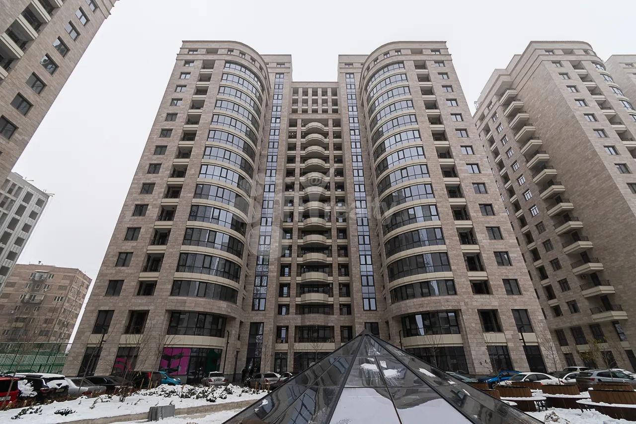 3 bedroom apartment for rent Arshakunyats Ave, Center Yerevan, 159180