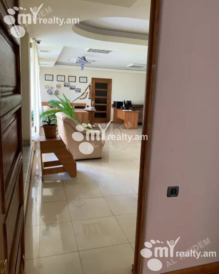 Commercial property for sale Baghramyan Ave (Kentron), Center Yerevan, 155434