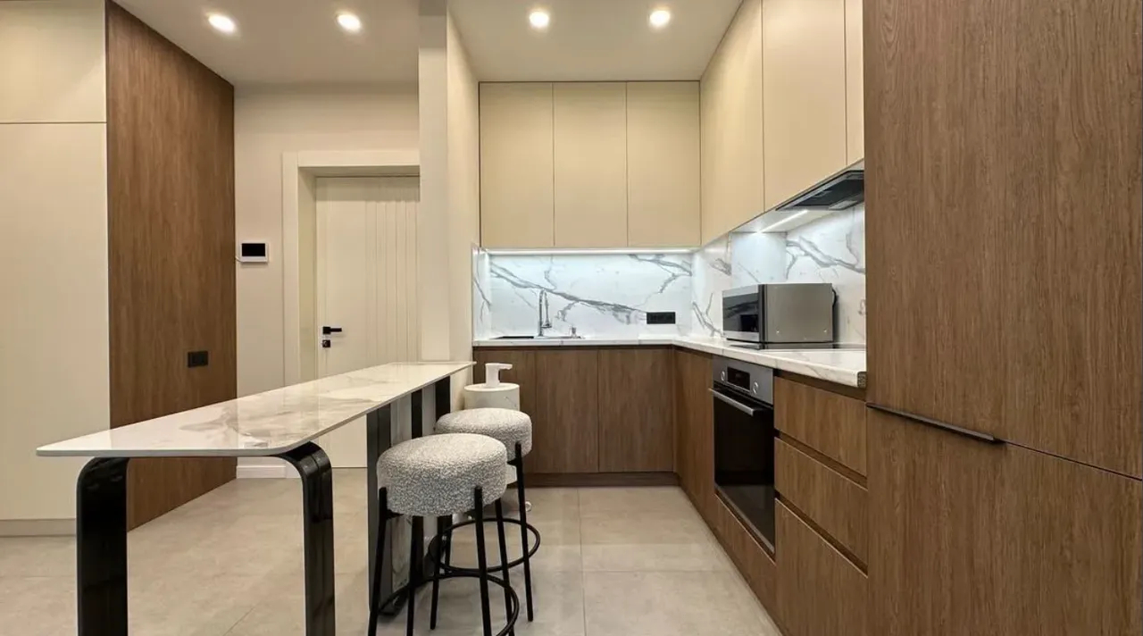 2 սենյականոց բնակարան  Տերյան փող, Կենտրոն Երևան, 158801