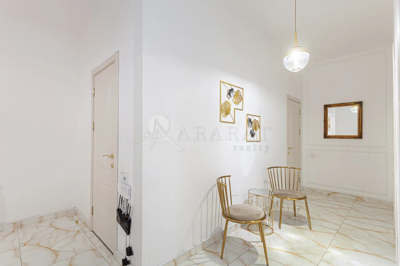 3 bedroom apartment for sale Argishti St, Center Yerevan, 157268