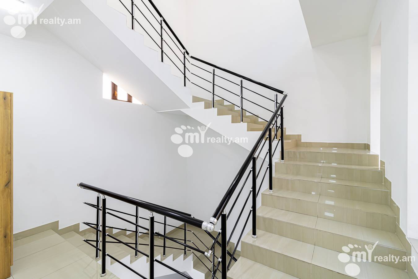 Commercial for sale خیابان گالشویان, نور نورک ایروان, 154548