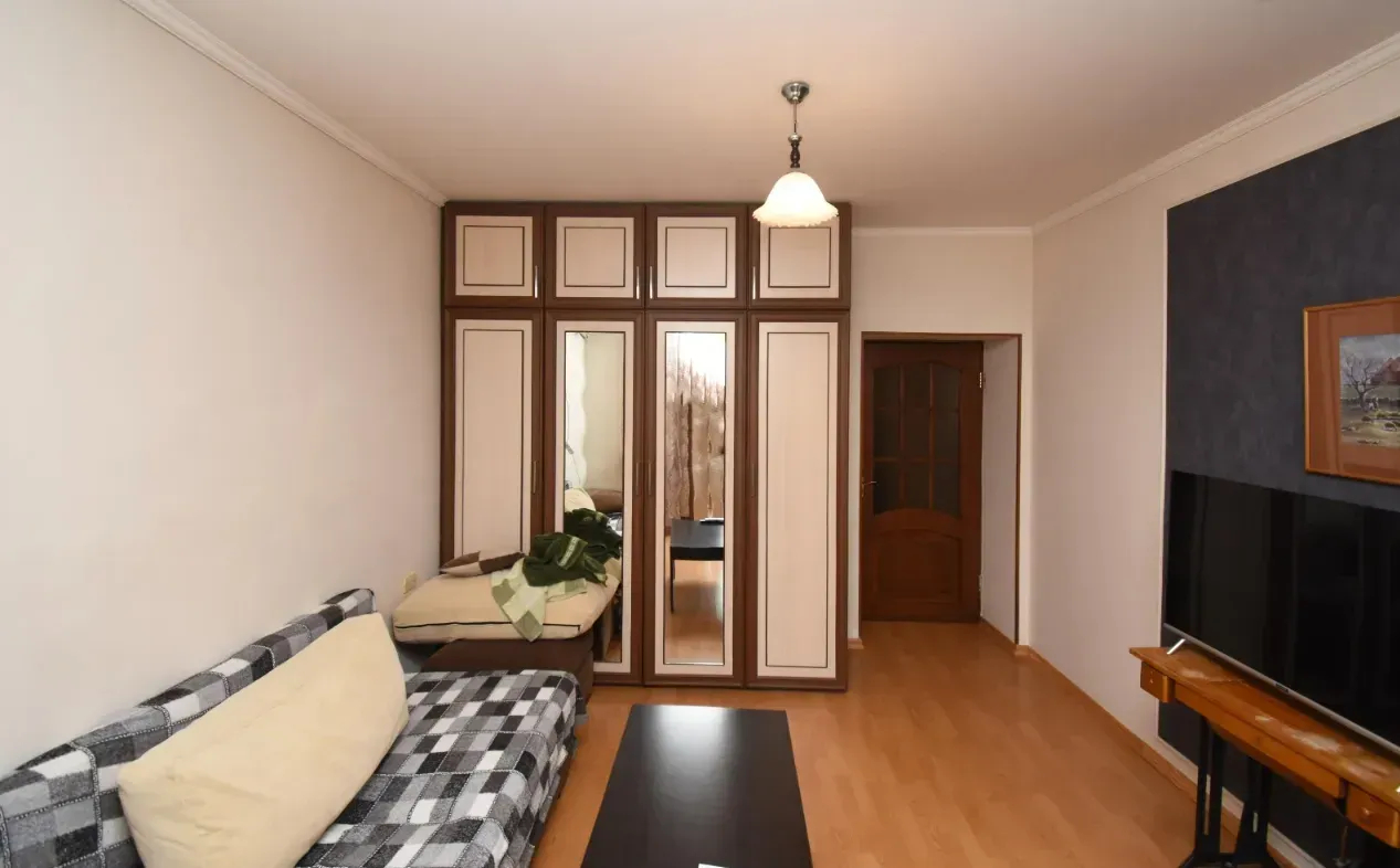 3 bedroom apartment for sale Azatutyan Ave, Arabkir Yerevan, 160405