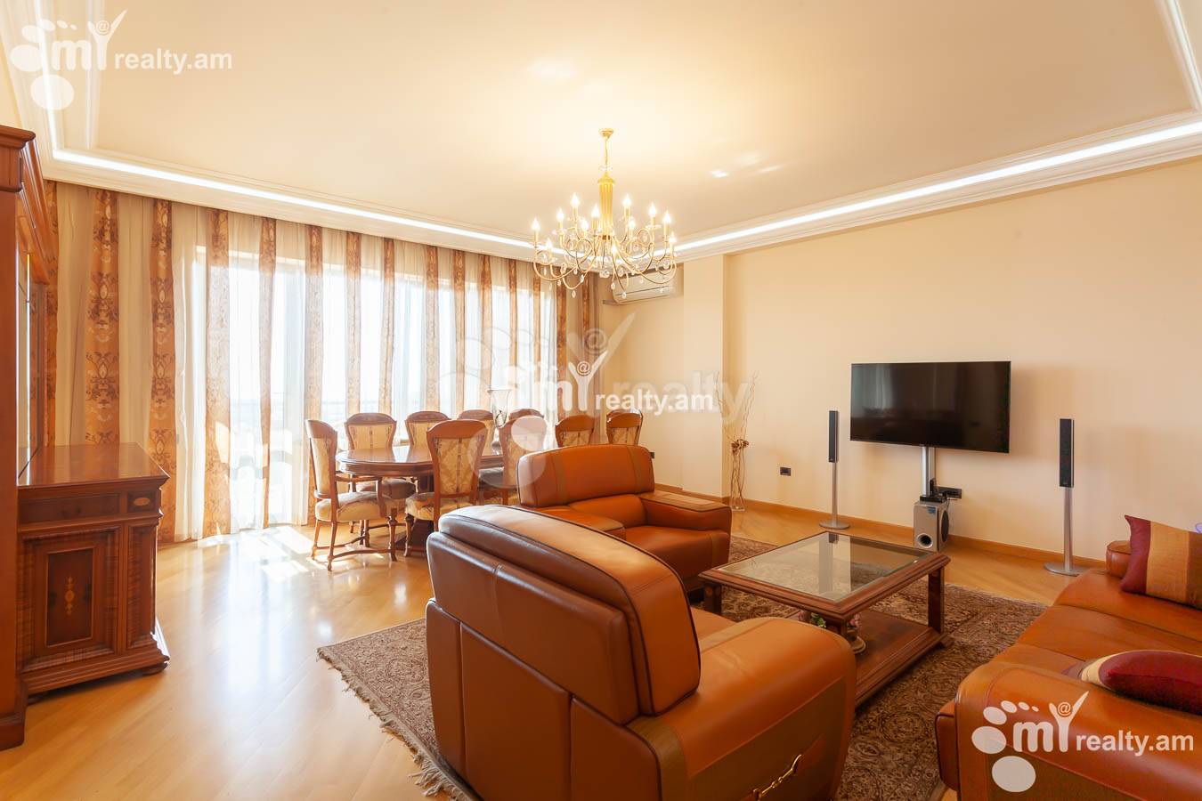 4 bedroom apartment for sale خیابان آنتارایین, مرکز شهر ایروان, 153628