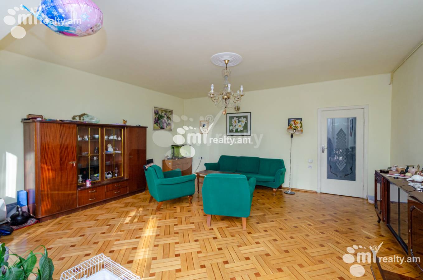 Купить 3 комнатную квартиру Хазар Парпеци ул, Центр Ереван, 138355