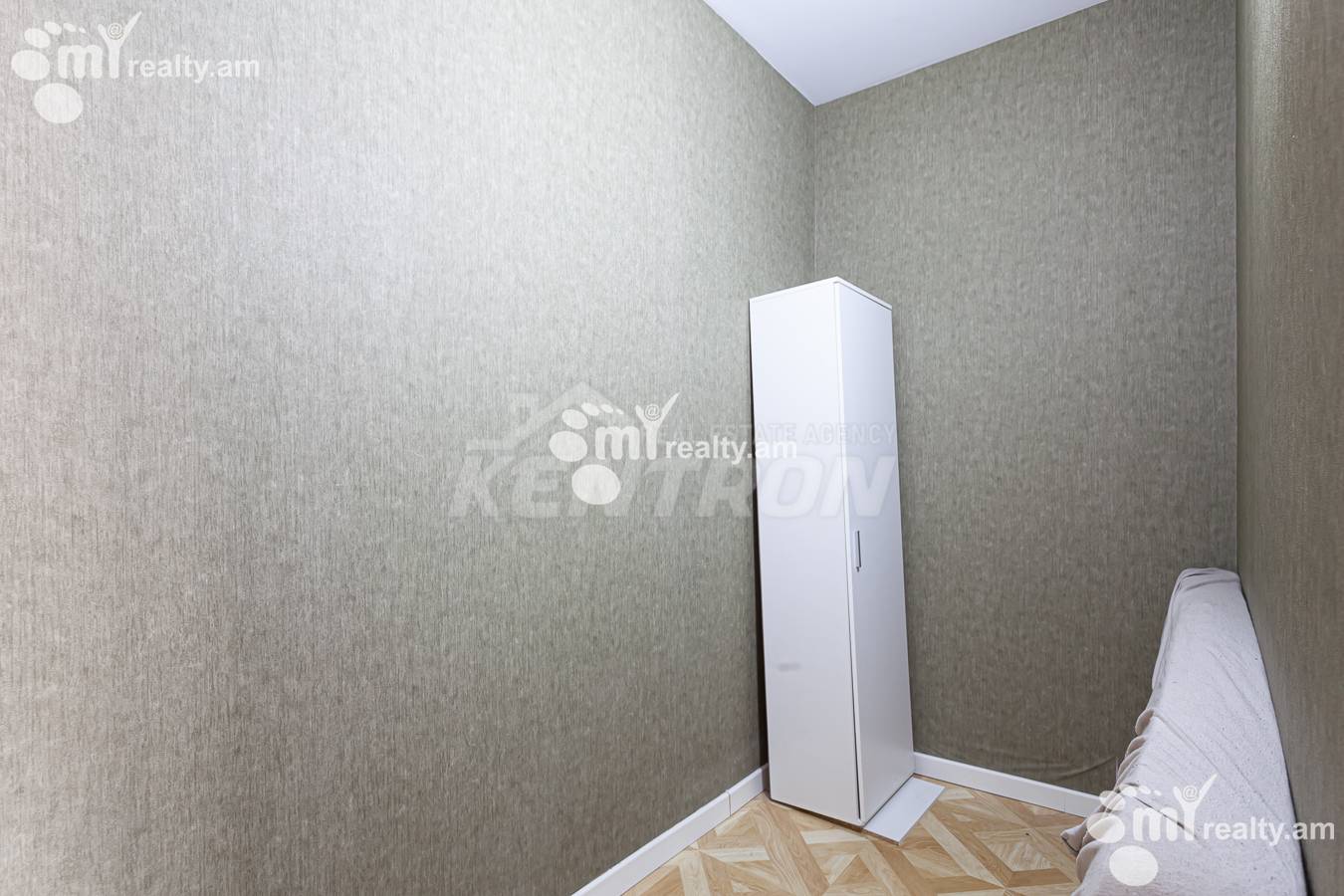 House for sale خیابان سِپوه, عربگیر ایروان, 155978